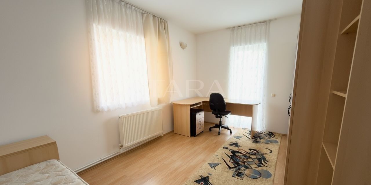 Apartament spațios, mobilat modern, cu parcare și garaj– zona Câmpului - Poză 10
