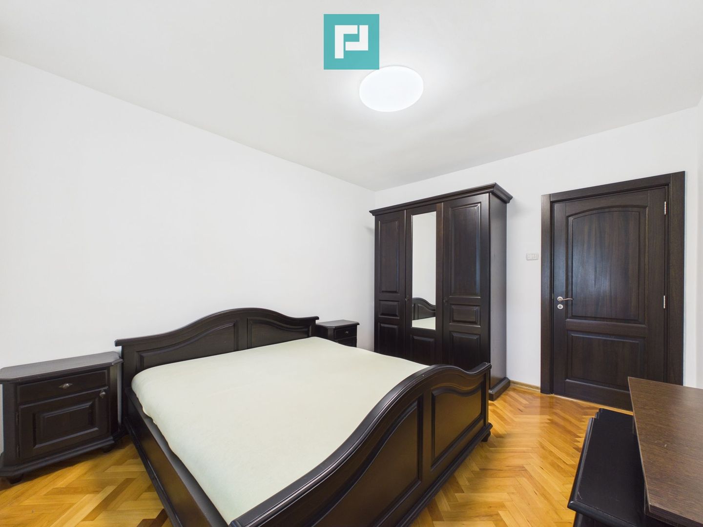 Apartament cu 3 camere decomandat, Str. Horia - Poză 1