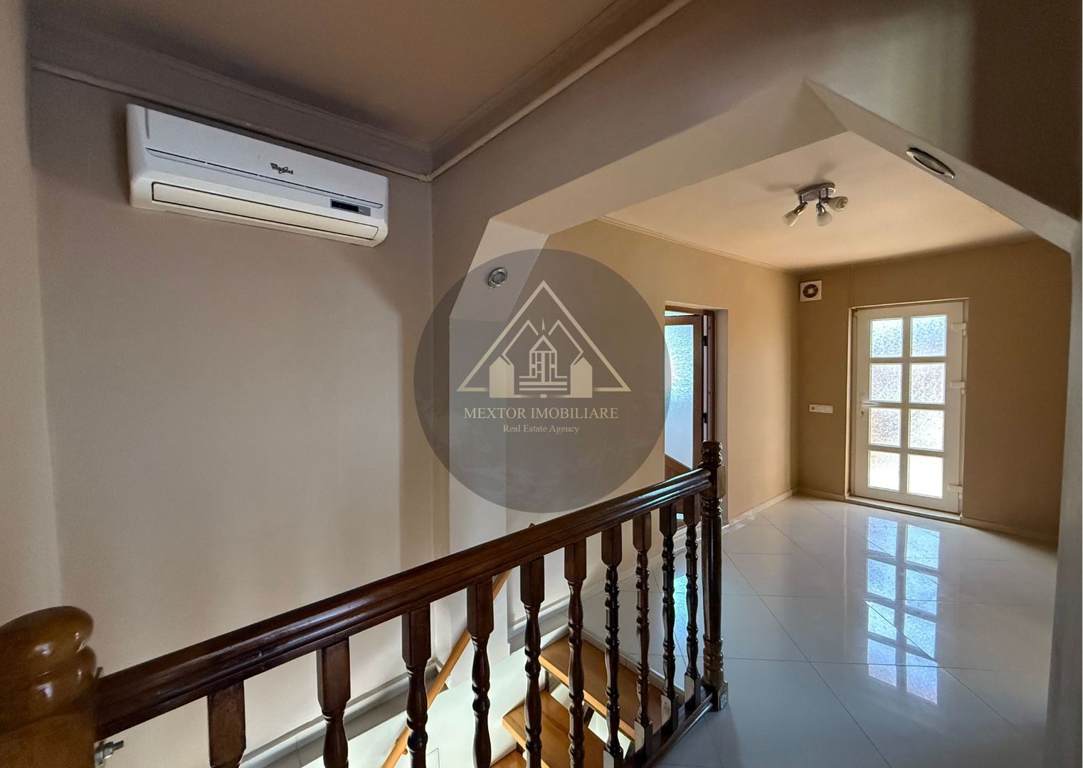 Casa de 3 camere, Medias. - Poză 13