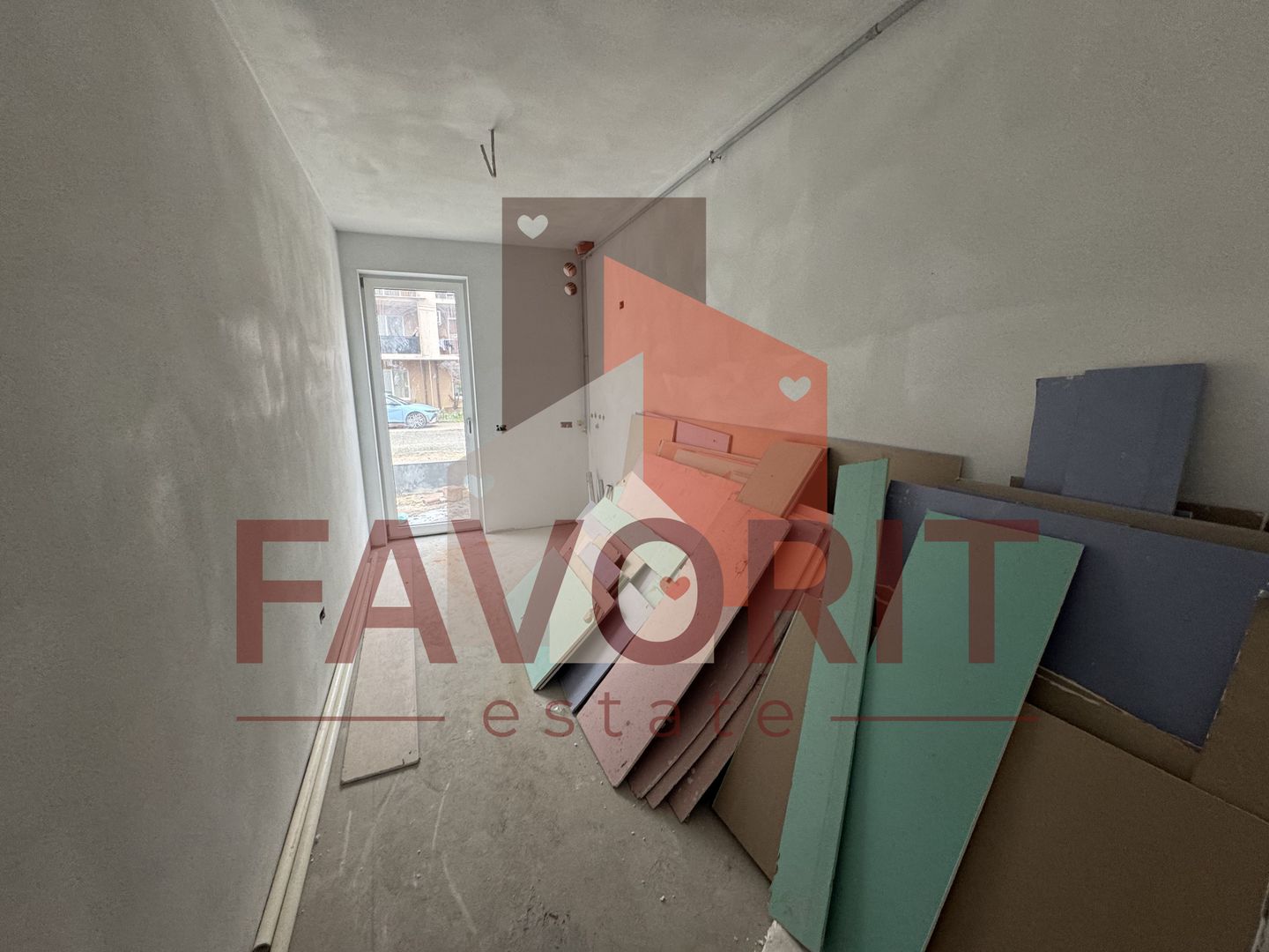 Gradina proprie de 62 mp. Decomandat. 40 mp utili - Poză 4