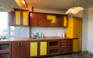 Apartament cu Panoramă Deosebită | Panduri - Cotroceni | Bloc Monolit 1990 - Poză 11