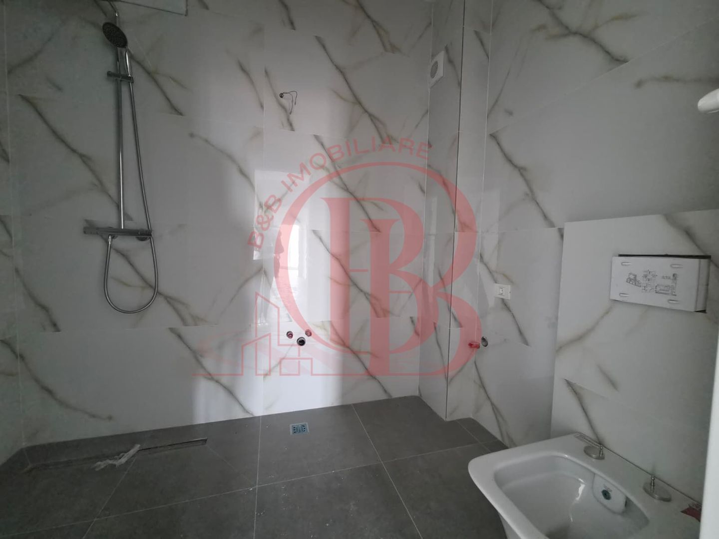 3 camere Loc de parcare inclus Terasa 35mp Liviu Rebreanu - Poză 6