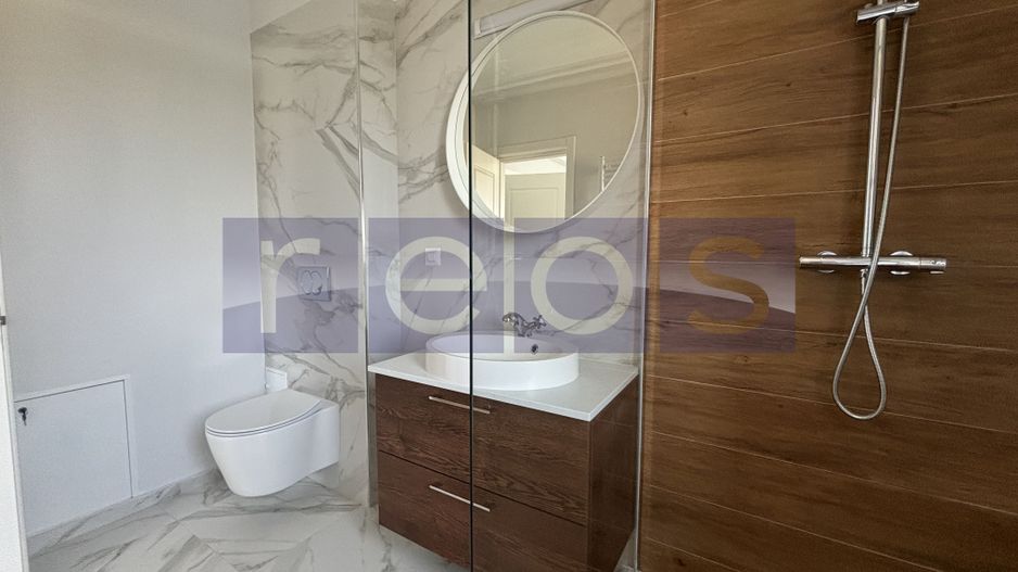 VANZARE VILA SUPERBA IN OTOPENI | 5 CAMERE | TEREN 325 MP - Poză 7
