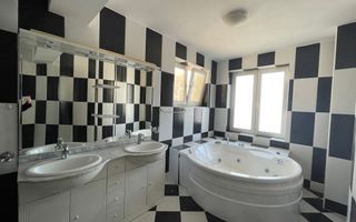 Vilă Individuală Spațioasă în Zona Iancu Nicolae - Poză 14