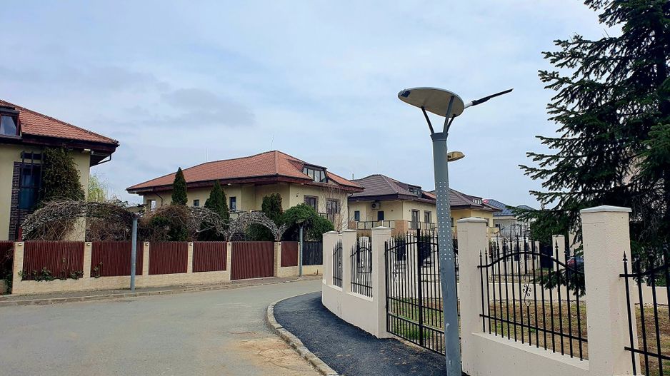 Casa de închiriat: Cartier privat, zona lacurilor Crevedia Buftea. - Poză 3