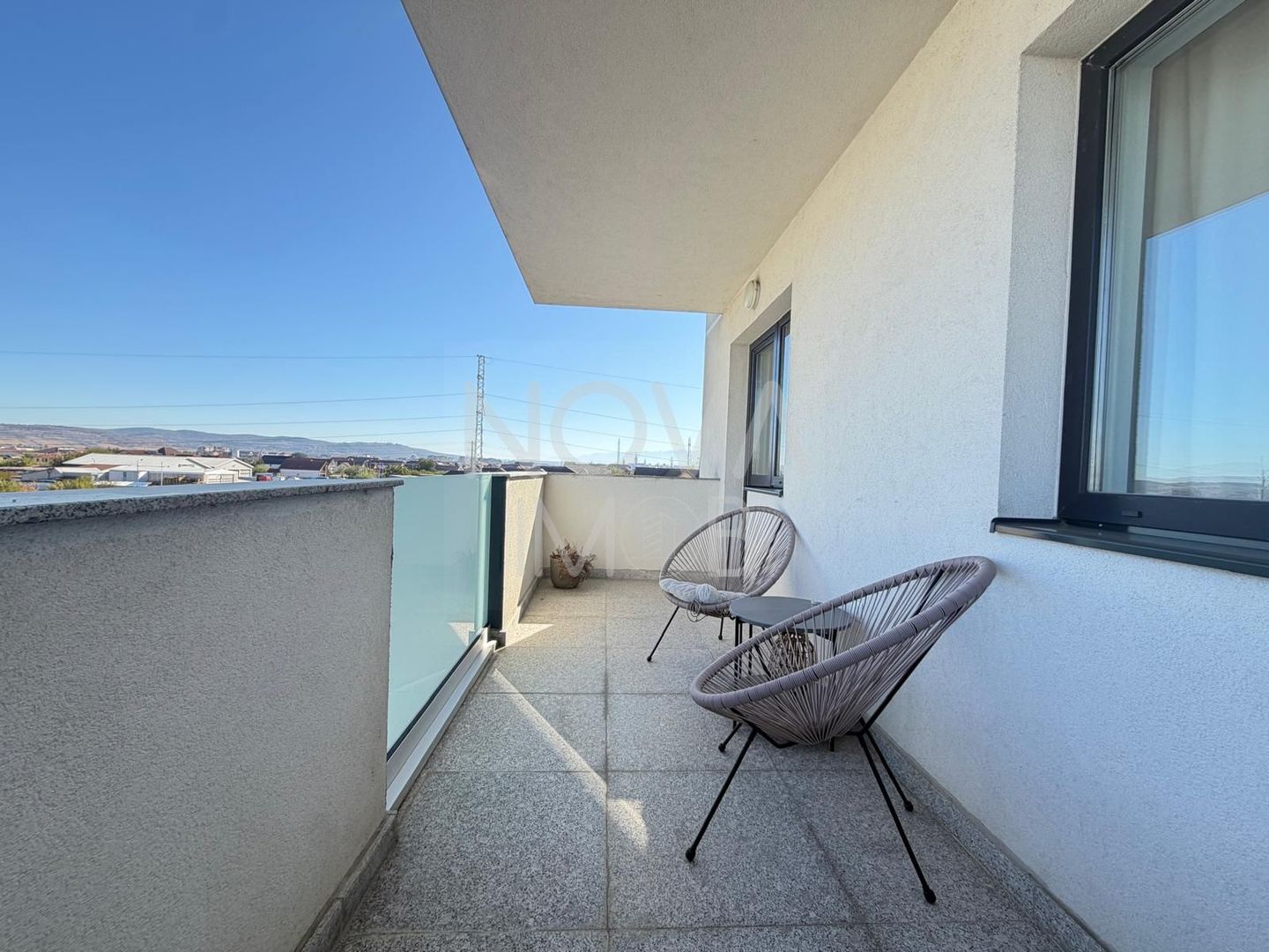 Apartament 3 camere, 2 balcoare, Calea Surii Mici - Poză 12
