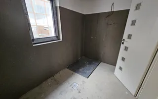 Vila Tătărani - 280 mp utili - 500 mp Teren - 8 Camere + 4 Băi - Poză 19