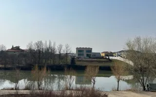 Casă P+1, 315 m² utili | Teren 1.530 m² | Pe malul lacului Ostratu - Poză 19