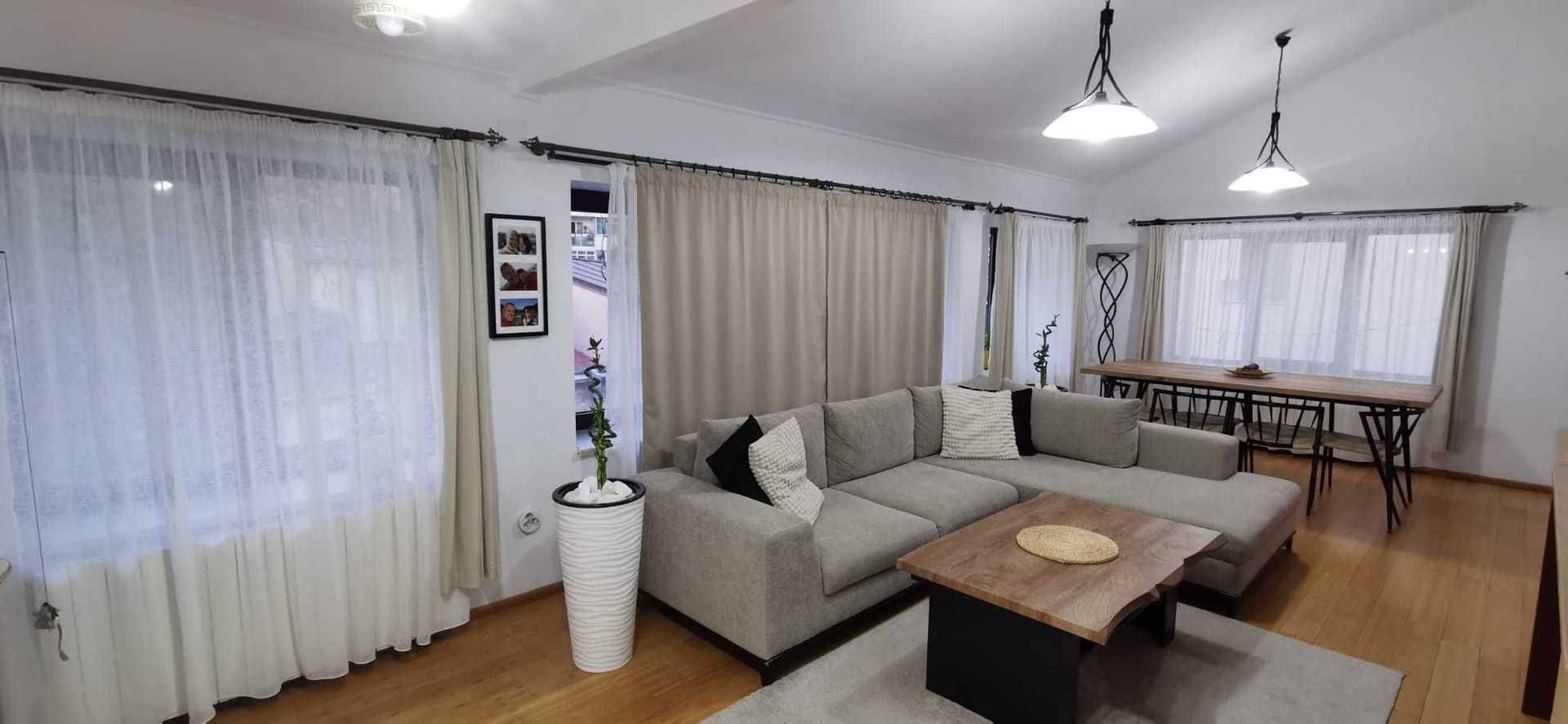 Duplex-apartament 3 camere 90,5mp utili, in vila P+1+M cu curte 639 mp - Poză 1