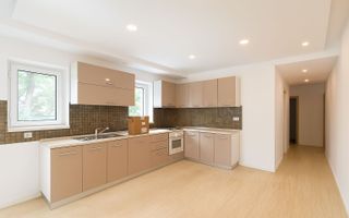 Vilă -  activități administrative/comerciale - Poză 8