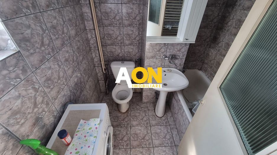 Apartament 3 Camere Decomandat, Zona Cetate - Poză 7
