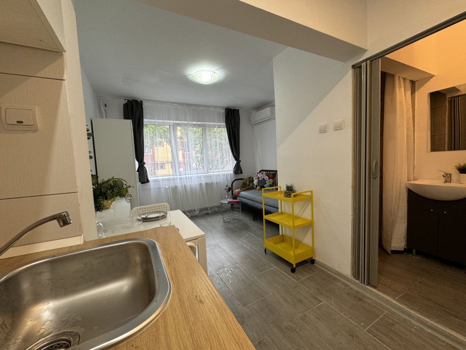 Garsoniera renovata si mobilata, Complex Studentesc, Daliei, Etaj 1. Comision 0 - Poză 6