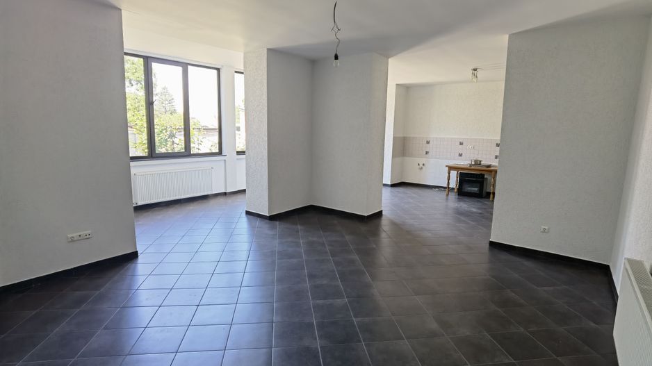 Casa ultracentral Periam - Poză 10