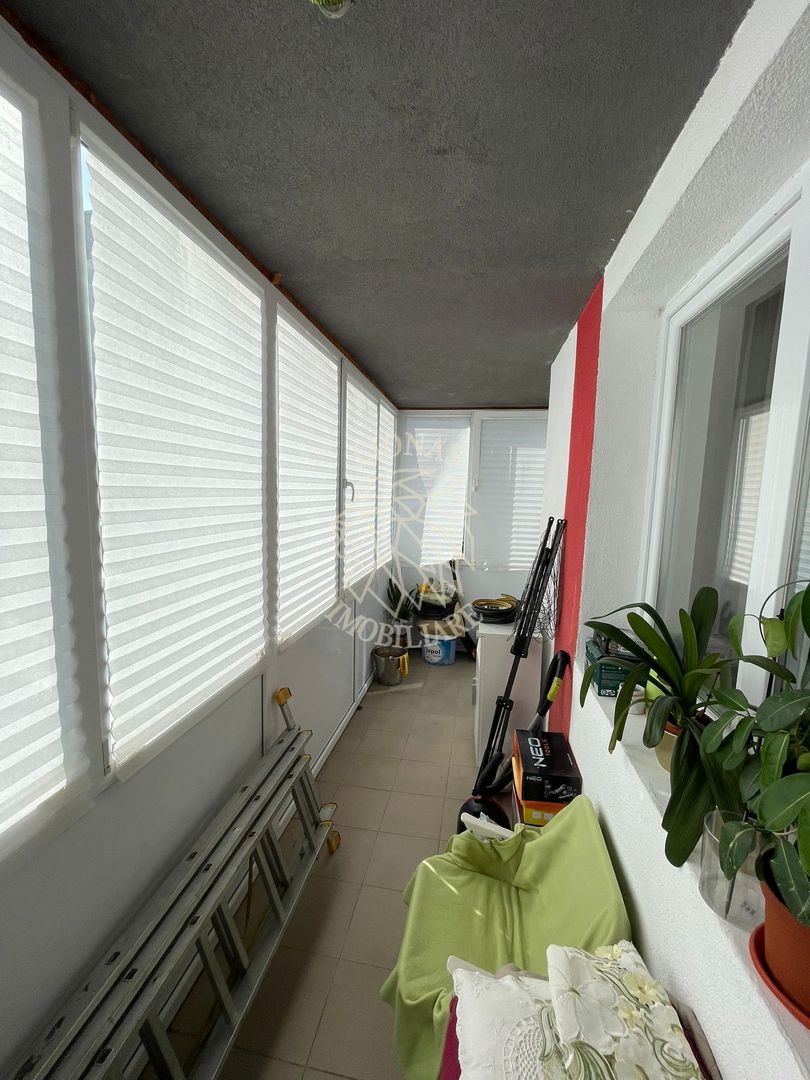 Apartament 3 camere 62 mp+2 balcoane-2 parcari-mobilat-Subcetate - Poză 6