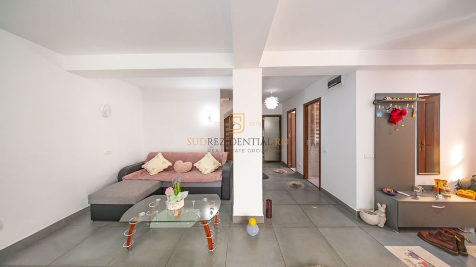 Vila Individuala cu 4 camere, zona Giurgiului - Poză 6