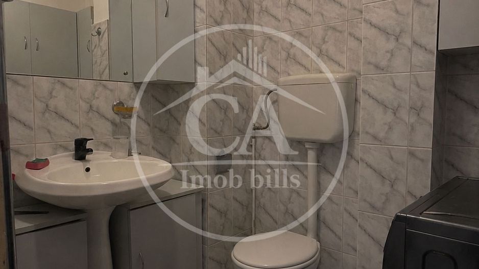 Apartament cu 3 camere de inchiriat în zona Dacia, Oradea - Poză 8