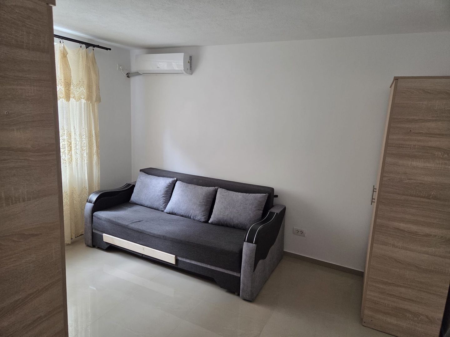 Giroc | 1 Camera | Etaj 1 | Disponibil imediat - Poză 1