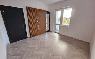 Vila la intrare in comuna Berceni - Poză 15