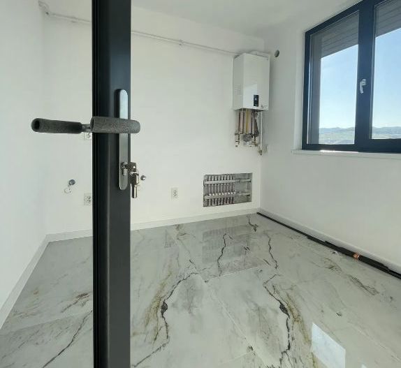 Apartament 3 camere, bloc nou, Cetate - Poză 4
