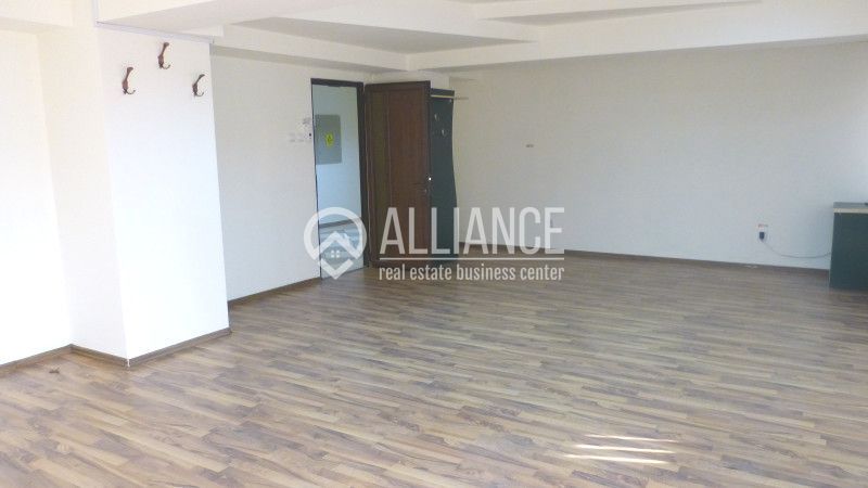 BALADA NEJ(COD03)-Birouri cu suprafete mici, medii si parcare! - Poză 53