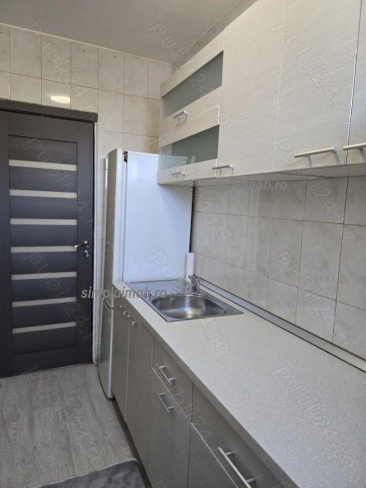 Decomandata garsoniera renovata mobilata - Poză 7