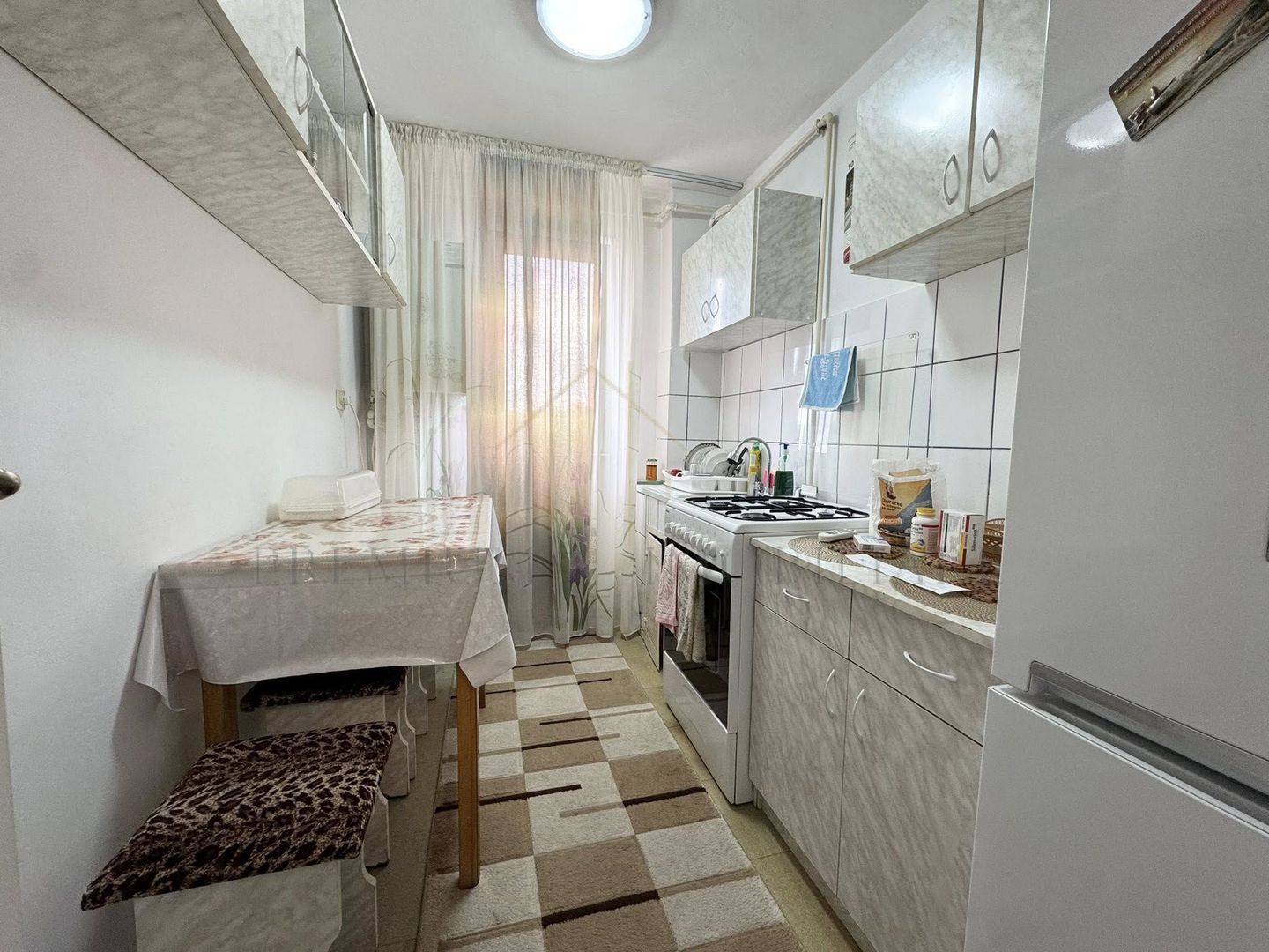 Apartament 2 Camere - Zona de sus - Poză 3