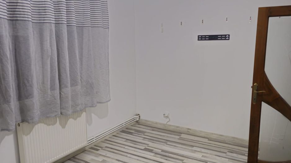 De inchiriat – Apartament 3 camere, 85 mp, partial mobilat - Poză 10