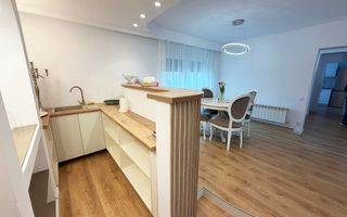 Casa, 6 camere, ultrafinisata, lux, curte, garaj, Andrei Muresanu - Poză 15