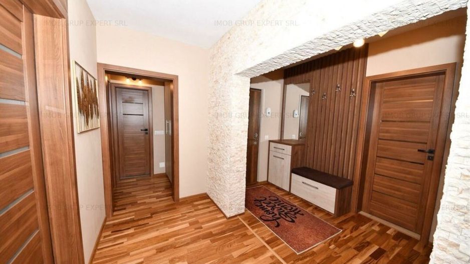 Apartament 4 camere MARE (100 mp) , Micro 17 - Poză 3