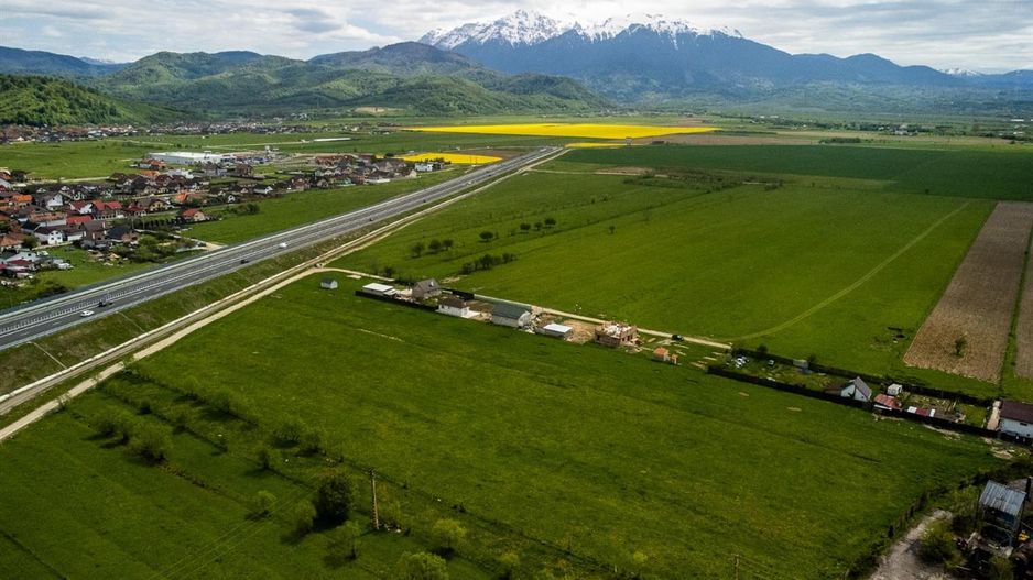 Teren intravilan, pe 2.623mp, zona de case, Rasnov, Brasov - Poză 8
