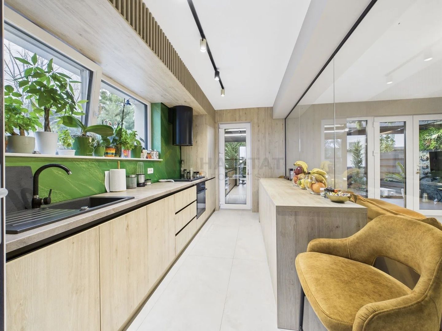 Locuinta complet amenajata | 5 camere| Otopeni - Poză 13