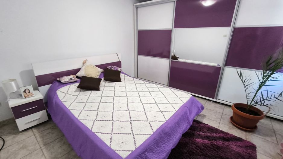 VIILE NOI - casa cu o curte generoasa disponibila imediat - Poză 7