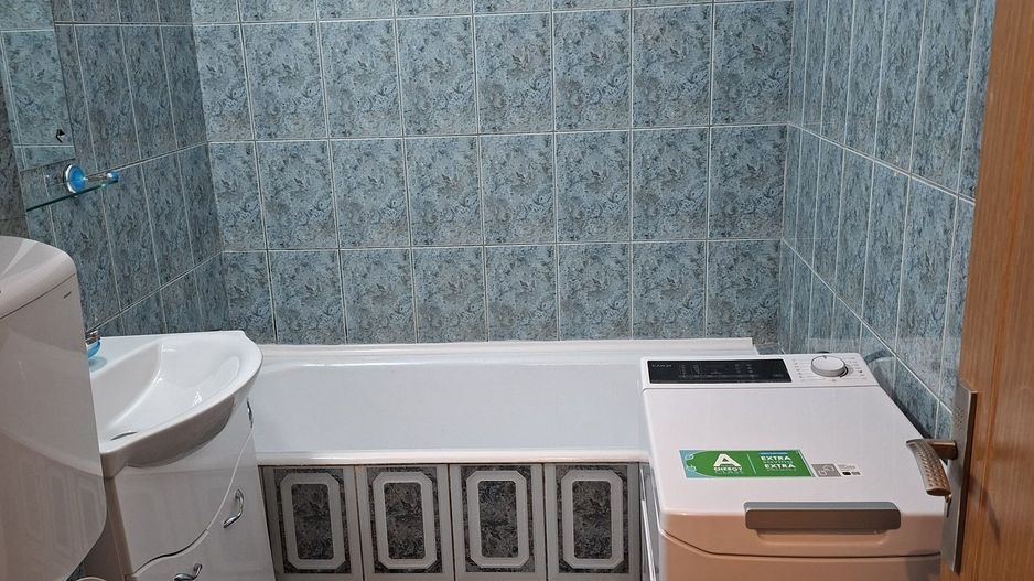 Apartament 2 camere ND 45 mp Podu Ros-380euro - Poză 7