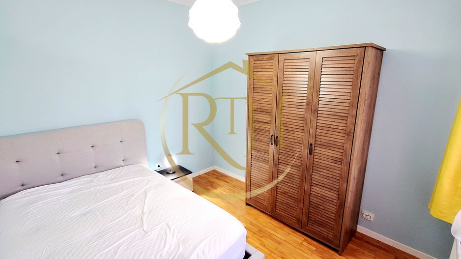 Oferim spre inchiriere un apartament cu 3 camere,modern, zona Spitalul Judetean - Poză 4