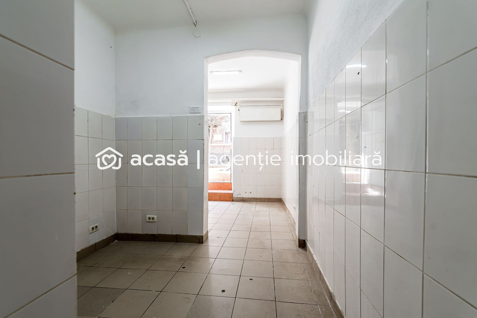 Spațiu comercial cu acces stradal, pe b-dul Decebal, ideal investiție - Poză 6