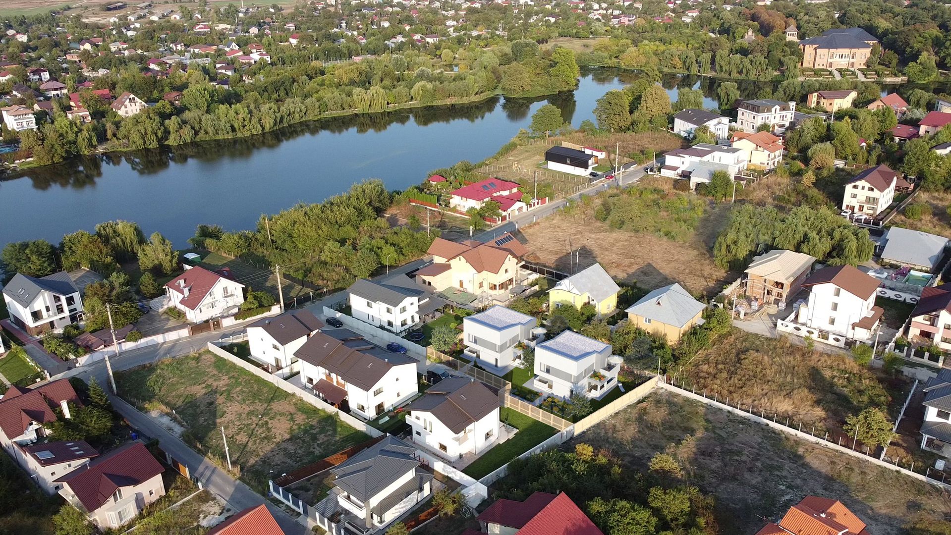 CASA INDIVIDUALA MOGOSOAIA - MARTHA BIBESCU - Poză 7