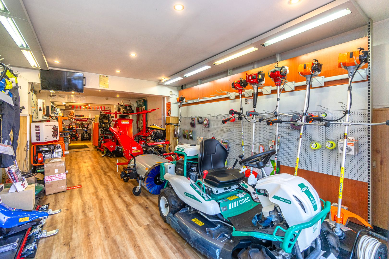 Proprietate mixtă Brașov | Spațiu comercial + locuință | 0% - Poză 10