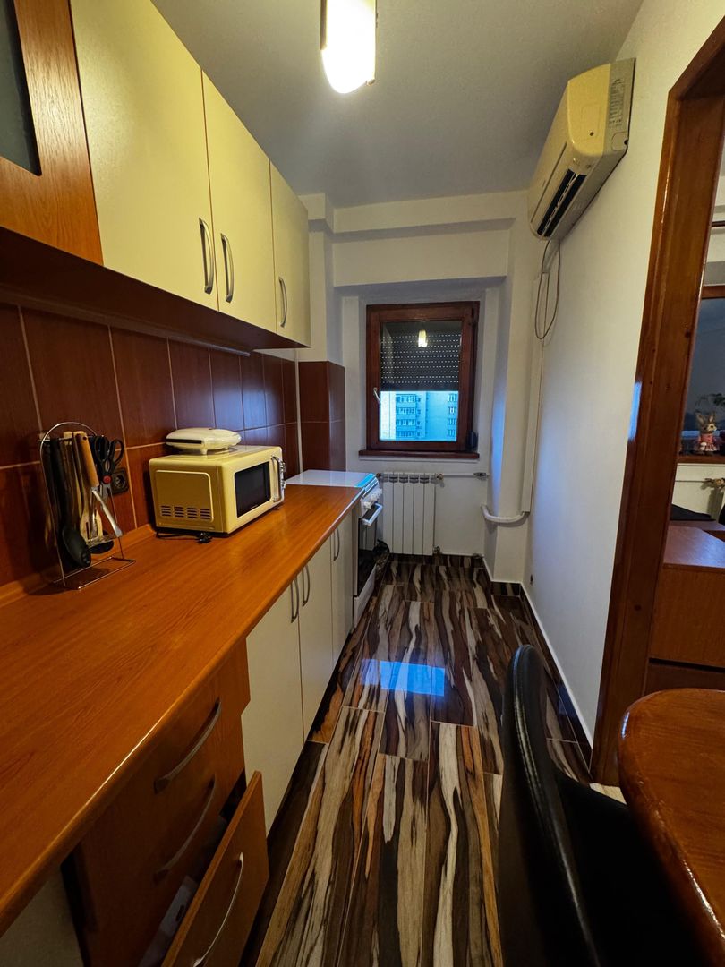 Garsoniera 40Mp Zona Centrala, Complet Utilata - Poză 3