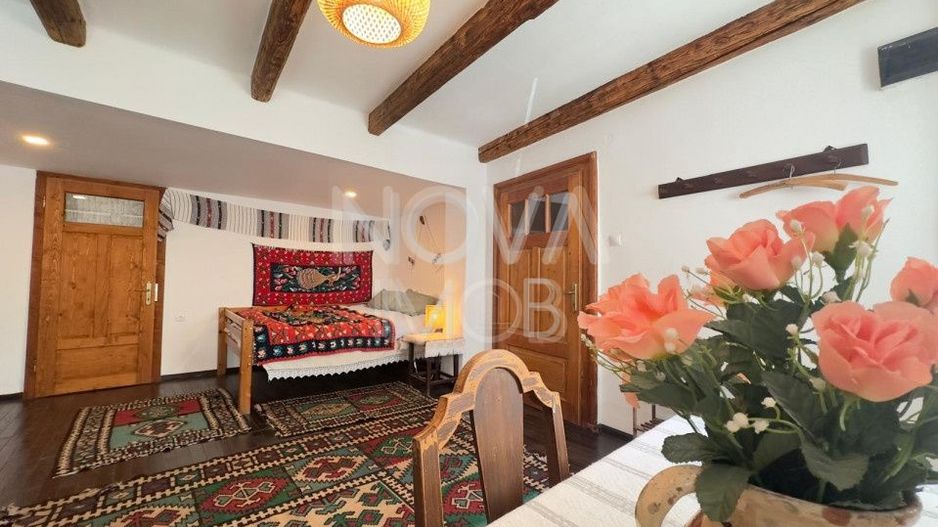 CASA INDIVIDUALA IN CENTRUL ISTORIC AL SIBIULUI - Poză 6