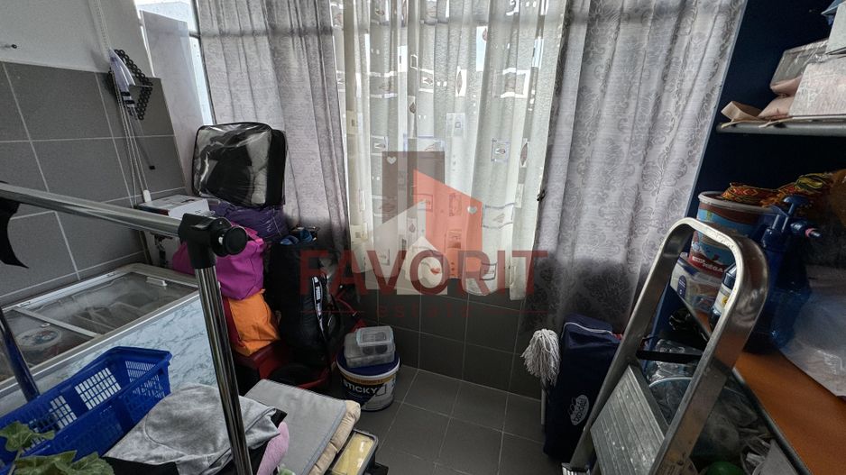 Etaj intermediar. Pozitie excelenta. Boxa in CF - Poză 14