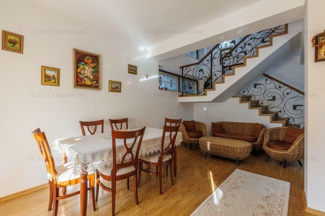 Vila unicat aproape de lac - Poză 11