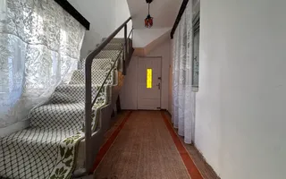 Vanzare casă cu potențial rezidențial și comercial în Pucioasa -441 mp - Poză 24