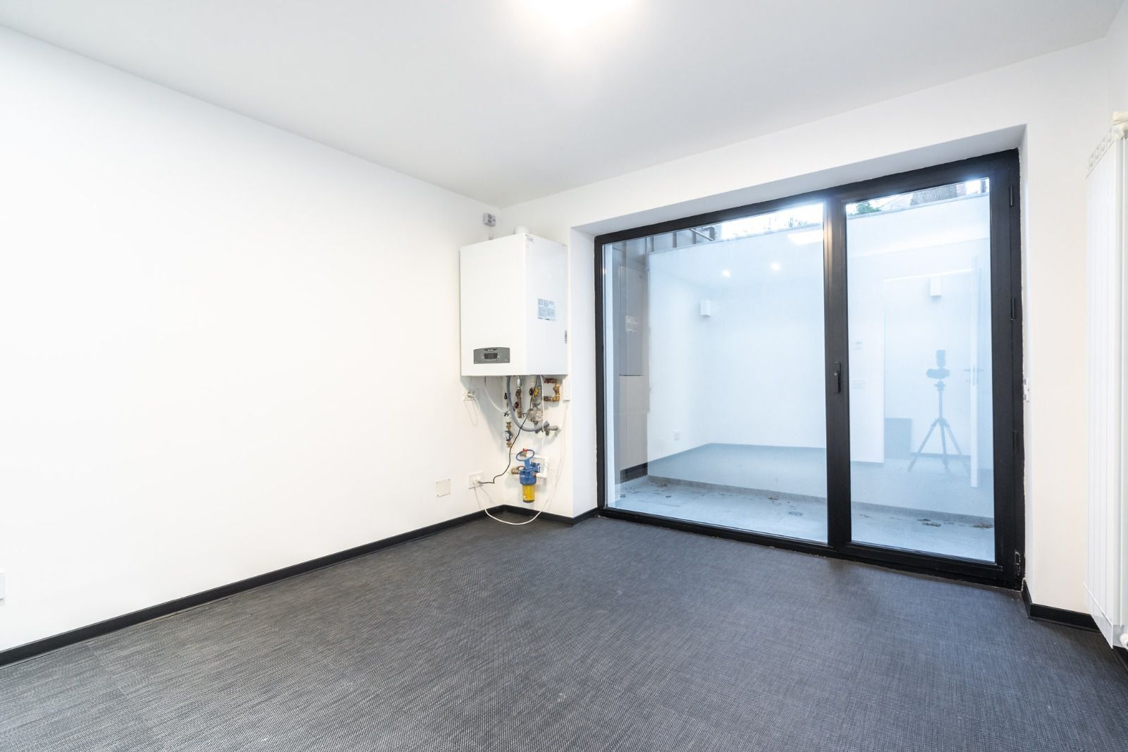 Vila modernista de închiriat  | Zona Calea Călărași | 4 locuri parcare - Poză 15