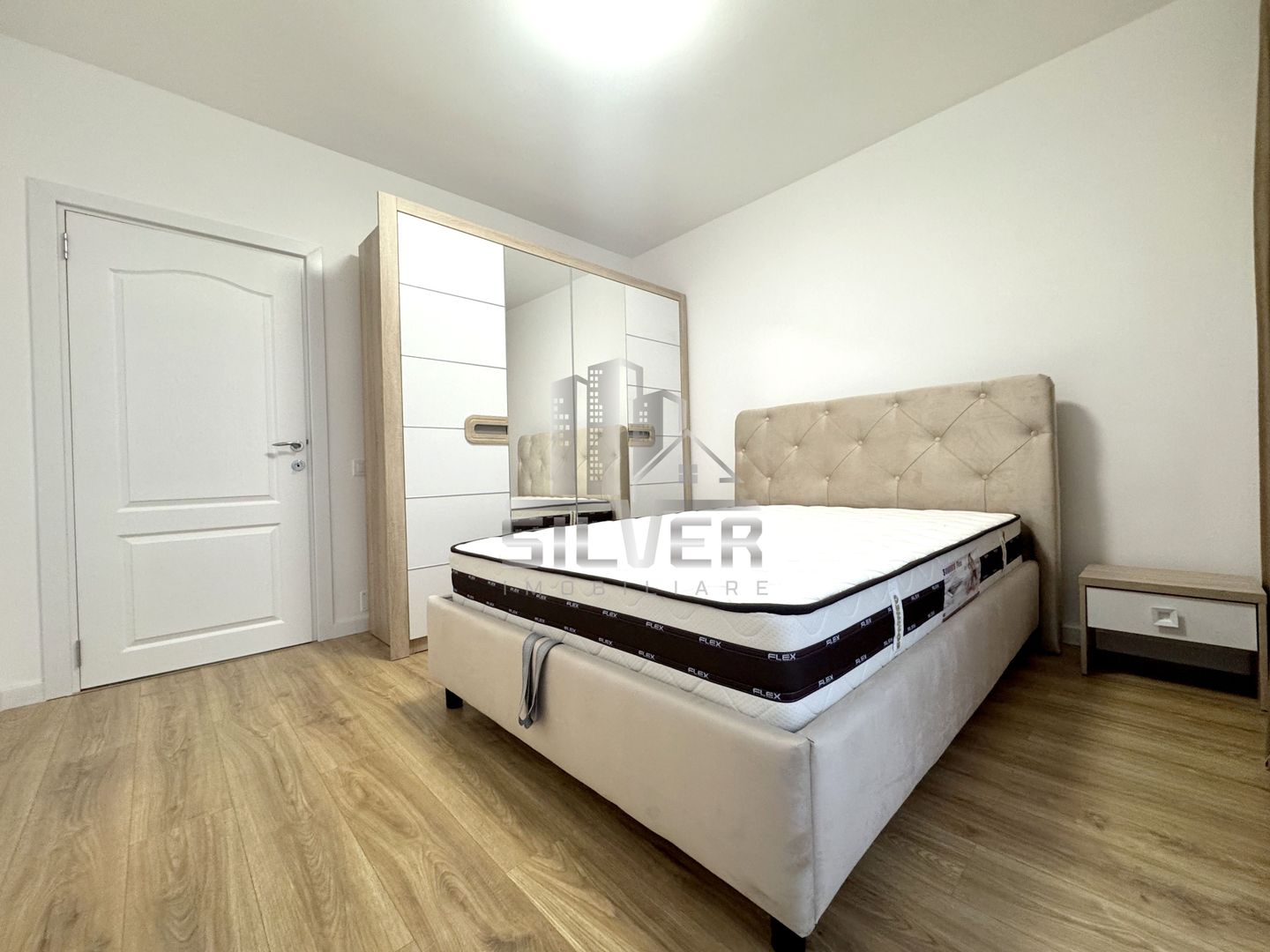 Apartament cu 3 camere la prima inchiriere! - Poză 5