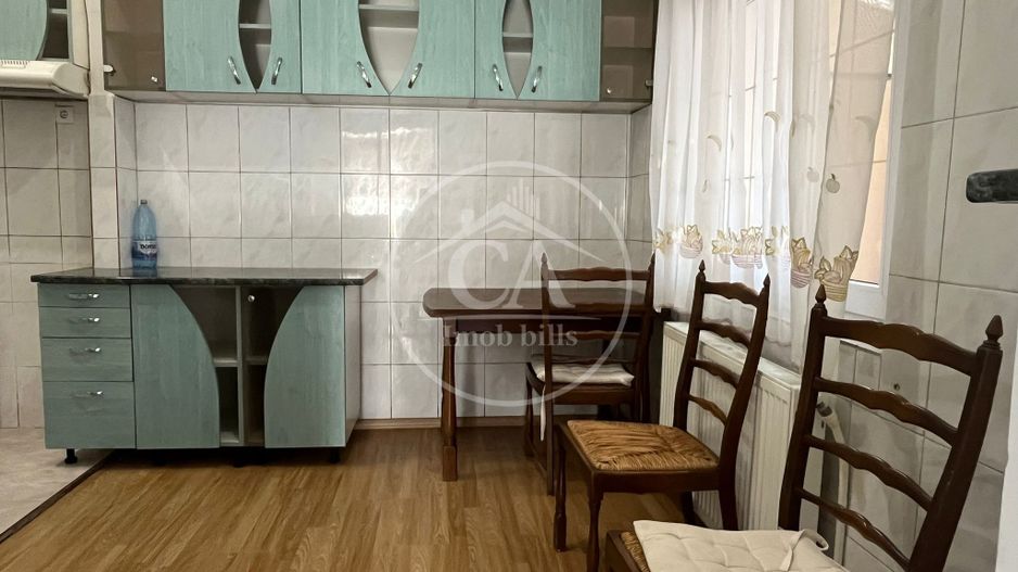 Casă de închiriat cu 3 camere în zona Centrală, Oradea. - Poză 4