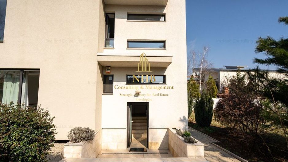 Penthouse 3 camere imens cu terasa generoasa in vila  Baneasa - Poză 12