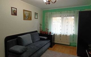 De vanzare apartament cu 2 camere - Poză 1
