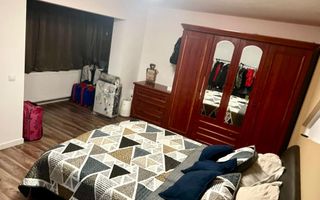 Vanzare apartament - 3 camere  - etaj intermediar - Paltinisului - Poză 7