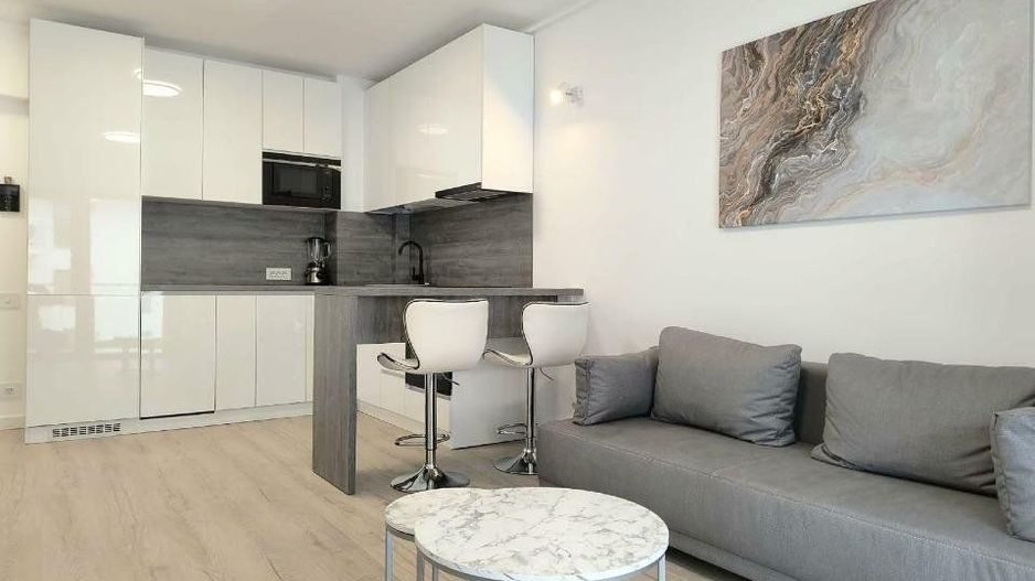 Prima Vista Superb cu parcare subterana la prima inchiriere - Poză 3