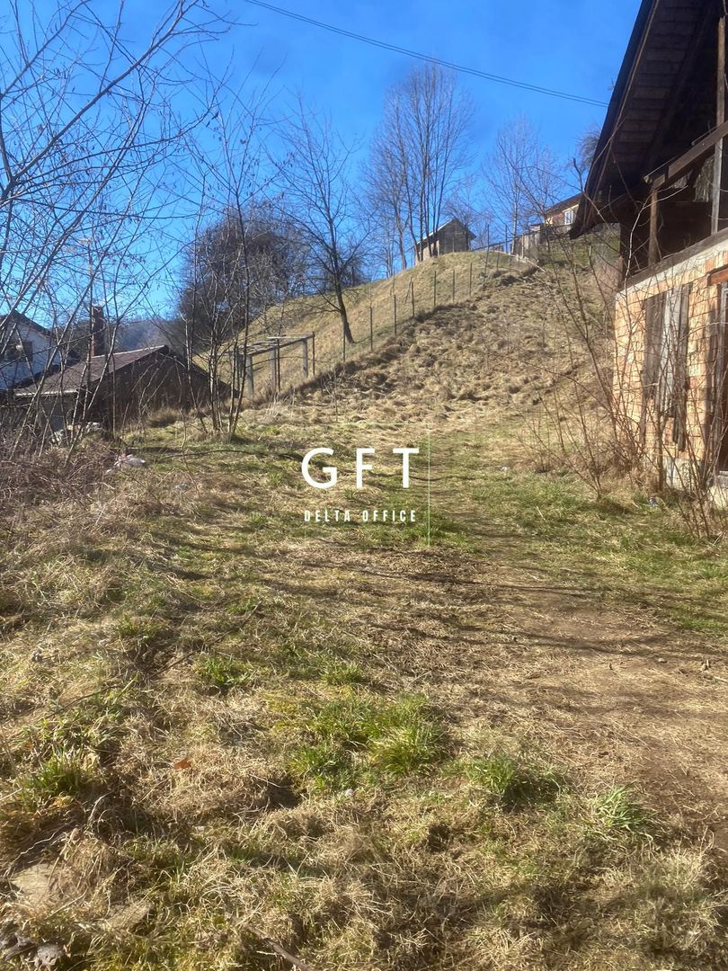 Casa la rosu-Zona Bistrita Bargaului-Teren-700mp - Poză 3